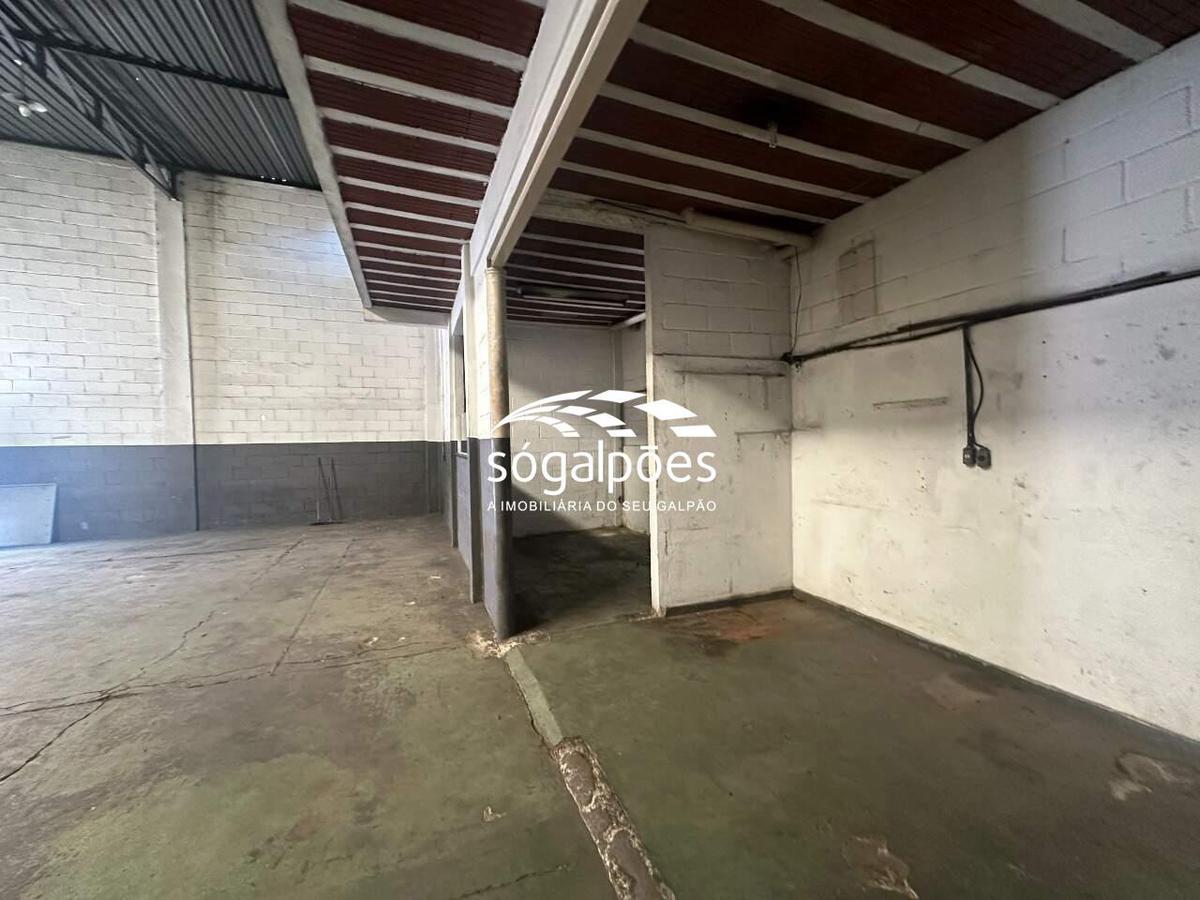 Galpão, João Pinheiro