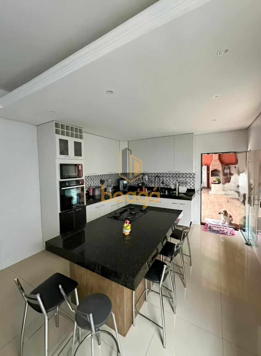 Casa, São Benedito, 4 Quartos, 2 Vagas, 1 Suíte