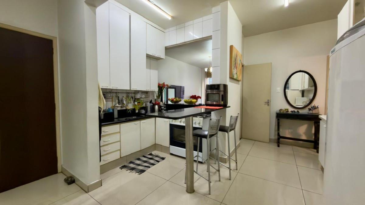 Apartamento, Lourdes, 3 Quartos, 0 Vaga, 1 Suíte