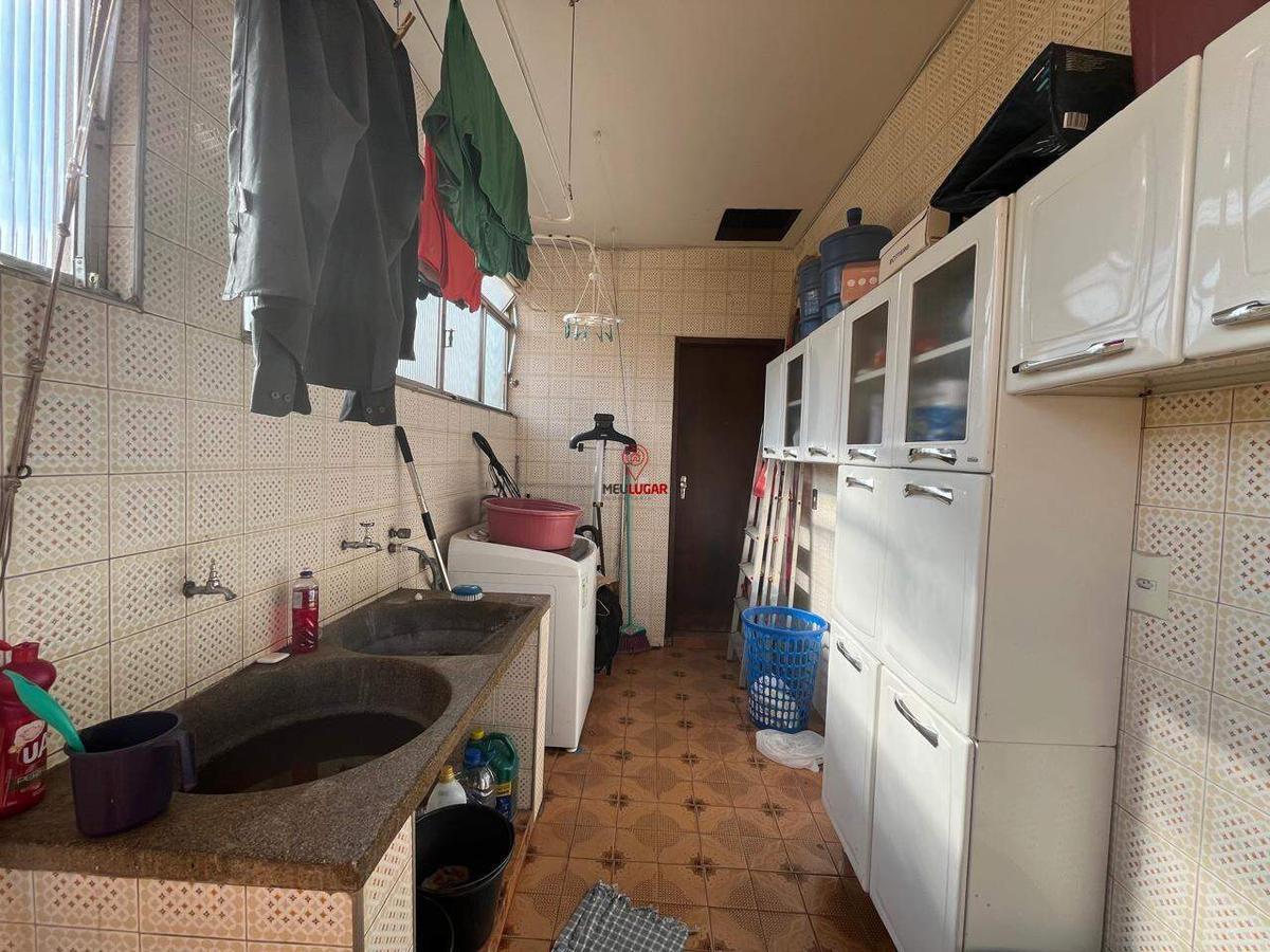 Cobertura, Barreiro, 4 Quartos, 2 Vagas, 1 Suíte