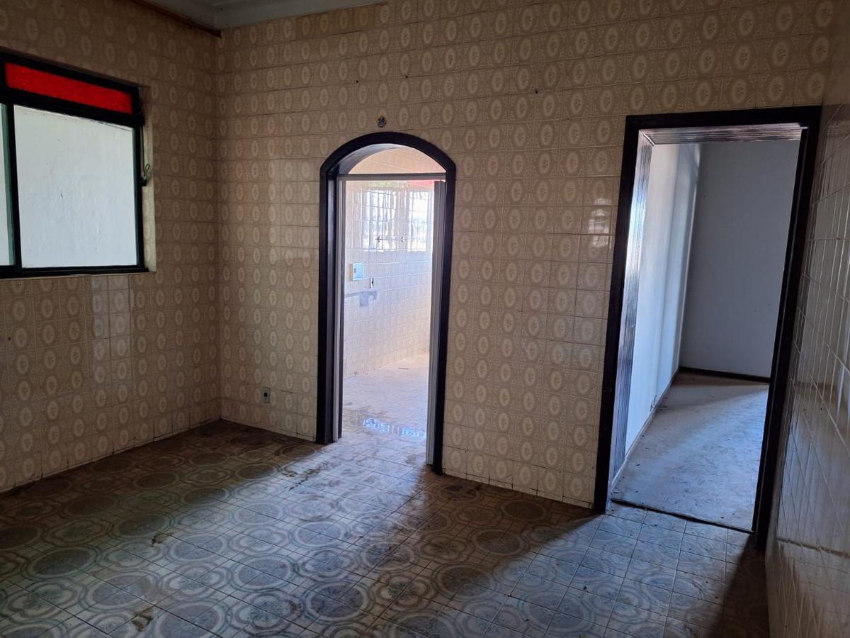 Casa, Centro, 6 Quartos, 1 Vaga, 1 Suíte