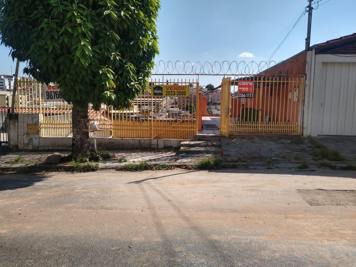 Lote, Nova Floresta, 1 Quarto, 0 Vaga