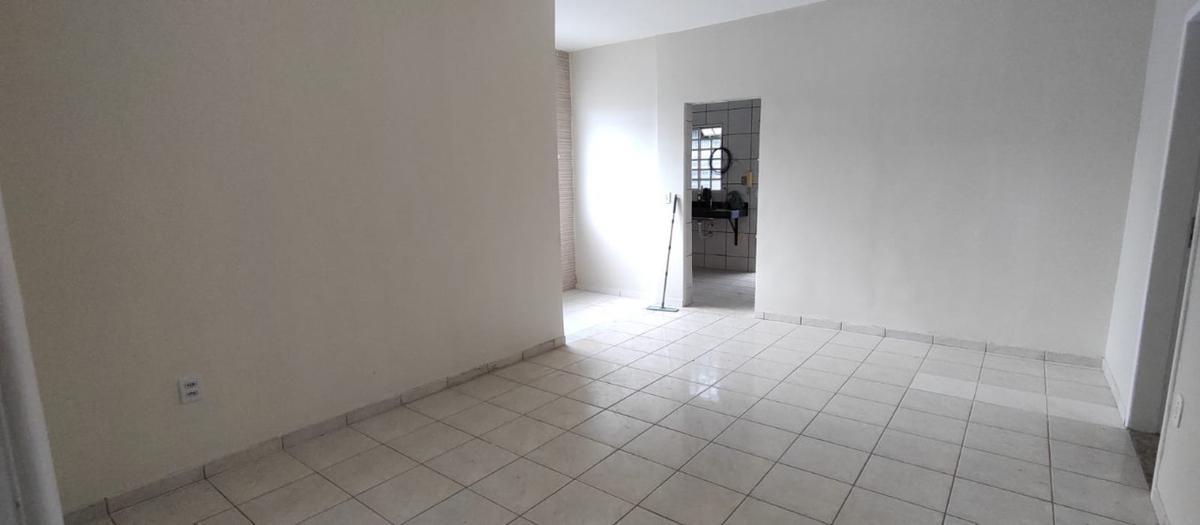 Casa, Palmeiras, 6 Quartos, 5 Vagas, 1 Suíte