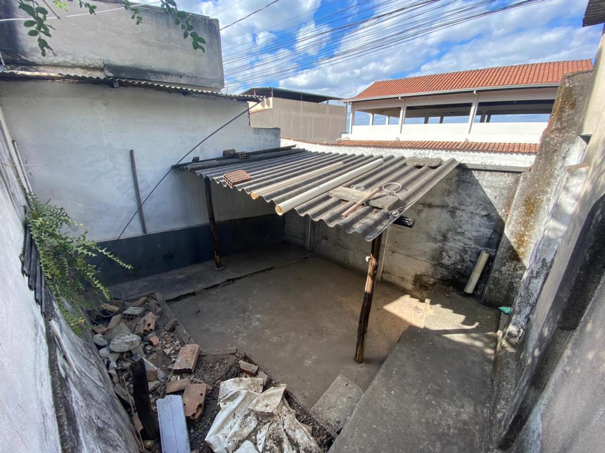 Lote, Monte Castelo, 8 Quartos, 4 Vagas