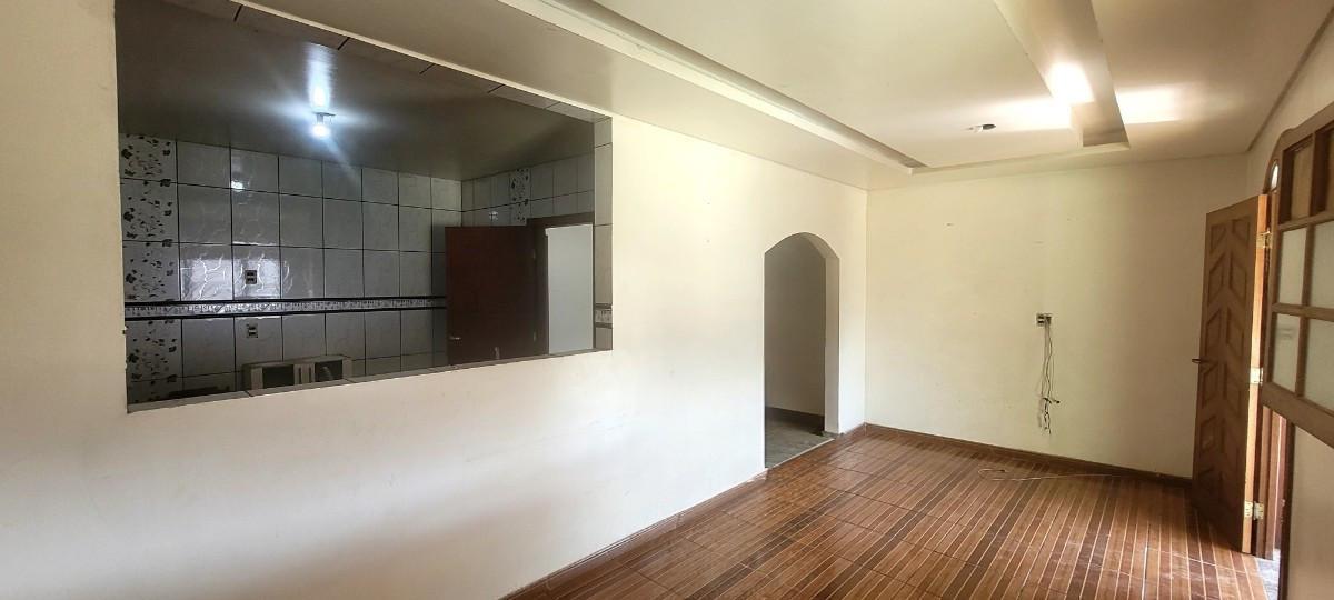 Casa, Vila Clóris, 4 Quartos, 5 Vagas, 1 Suíte