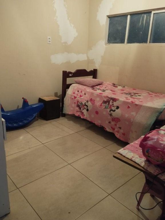 Casa, Roça Grande, 3 Quartos, 0 Vaga