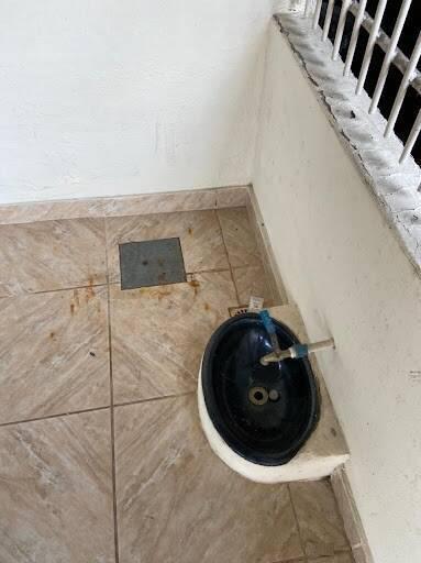 Casa, Funcionários, 4 Quartos, 5 Vagas, 2 Suítes