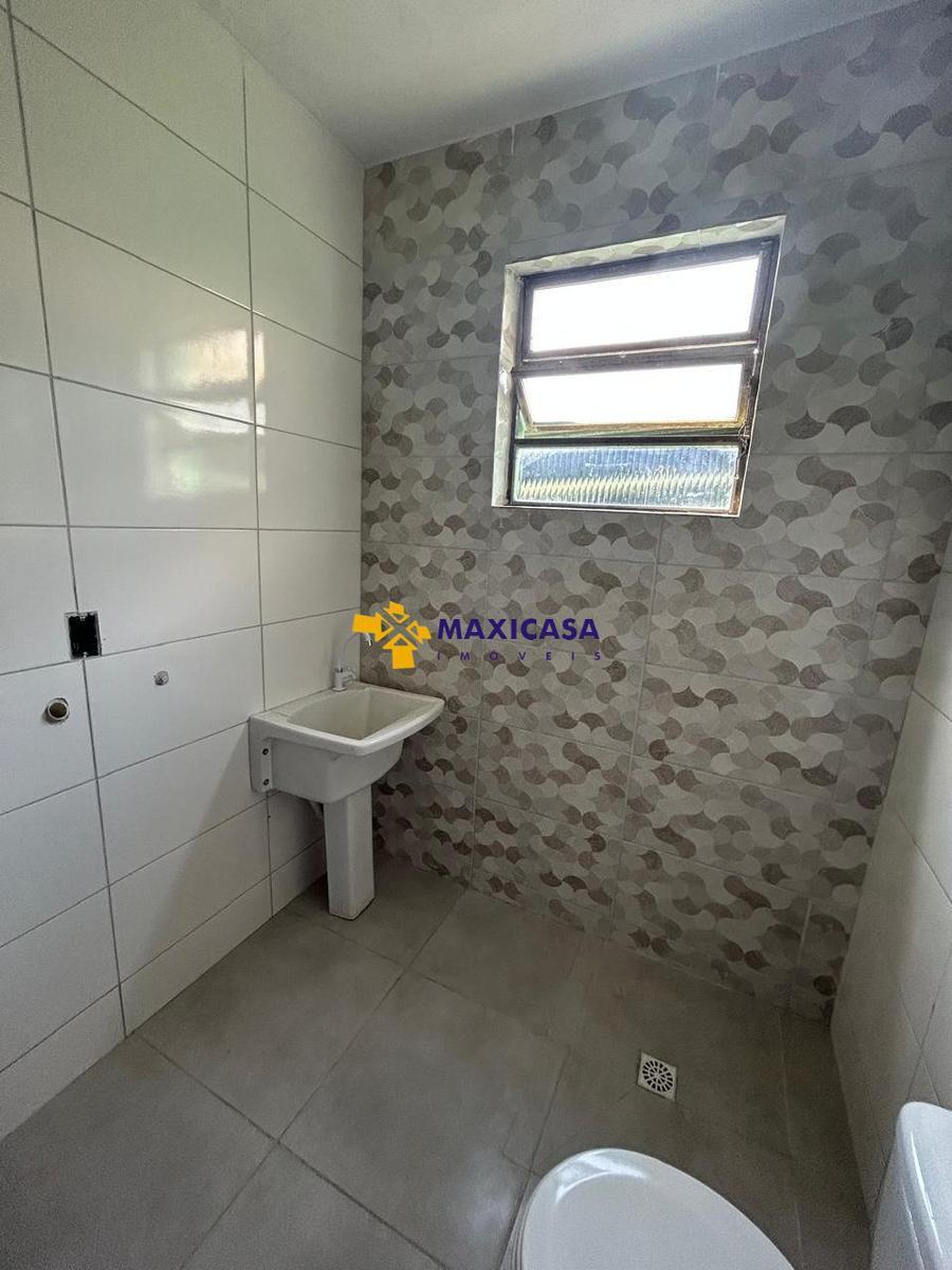 Casa, Santa Terezinha, 3 Quartos, 2 Vagas