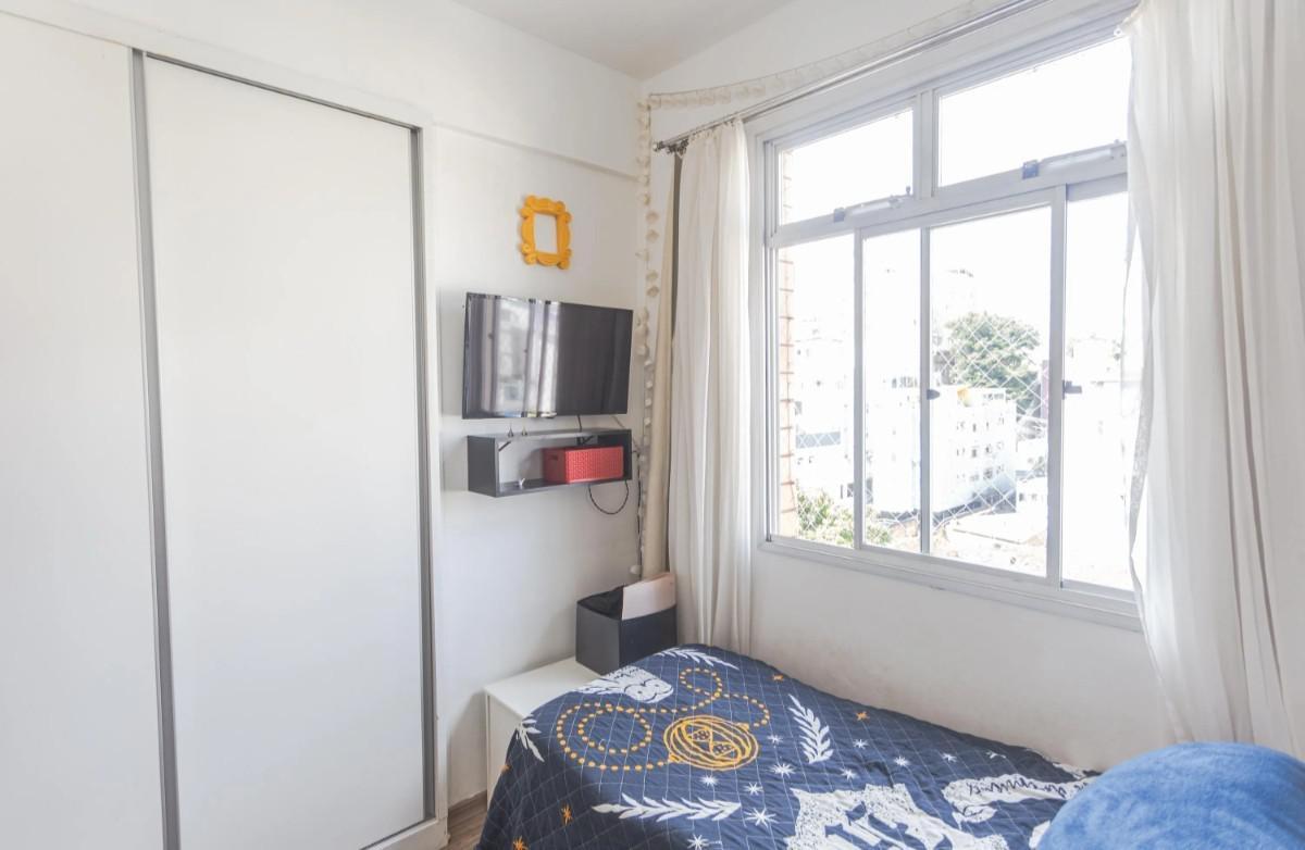 Apartamento, Sagrada Família, 2 Quartos, 2 Vagas
