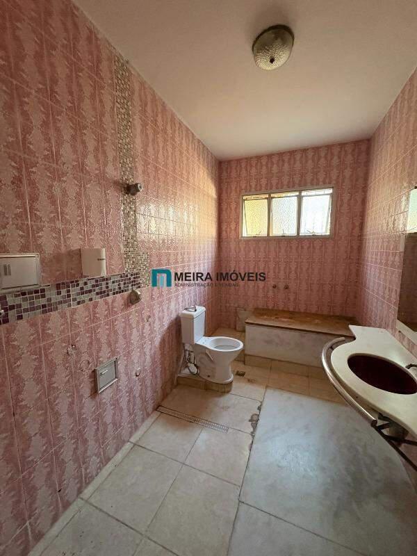 Casa, Gutierrez, 0 Quarto, 3 Vagas