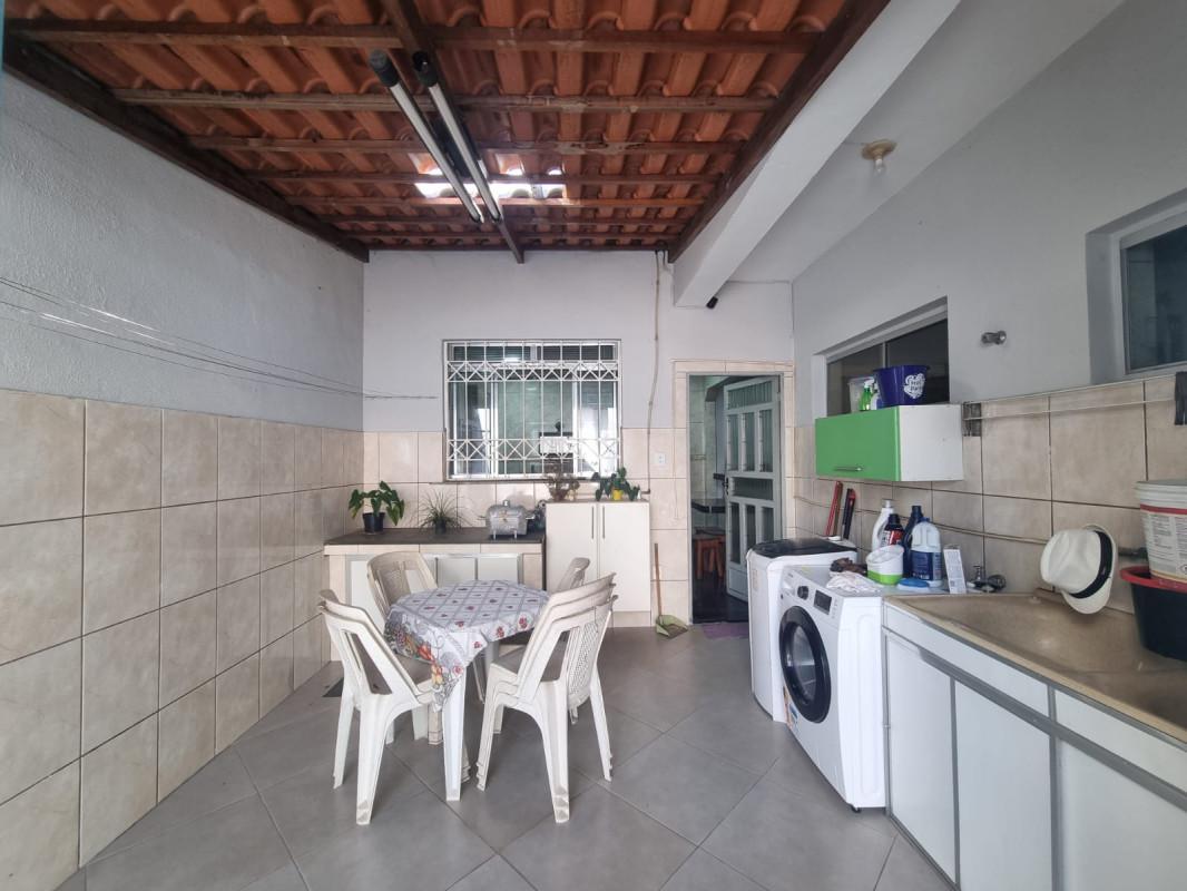 Casa, Jardim Riacho das Pedras, 3 Quartos, 8 Vagas, 2 Suítes