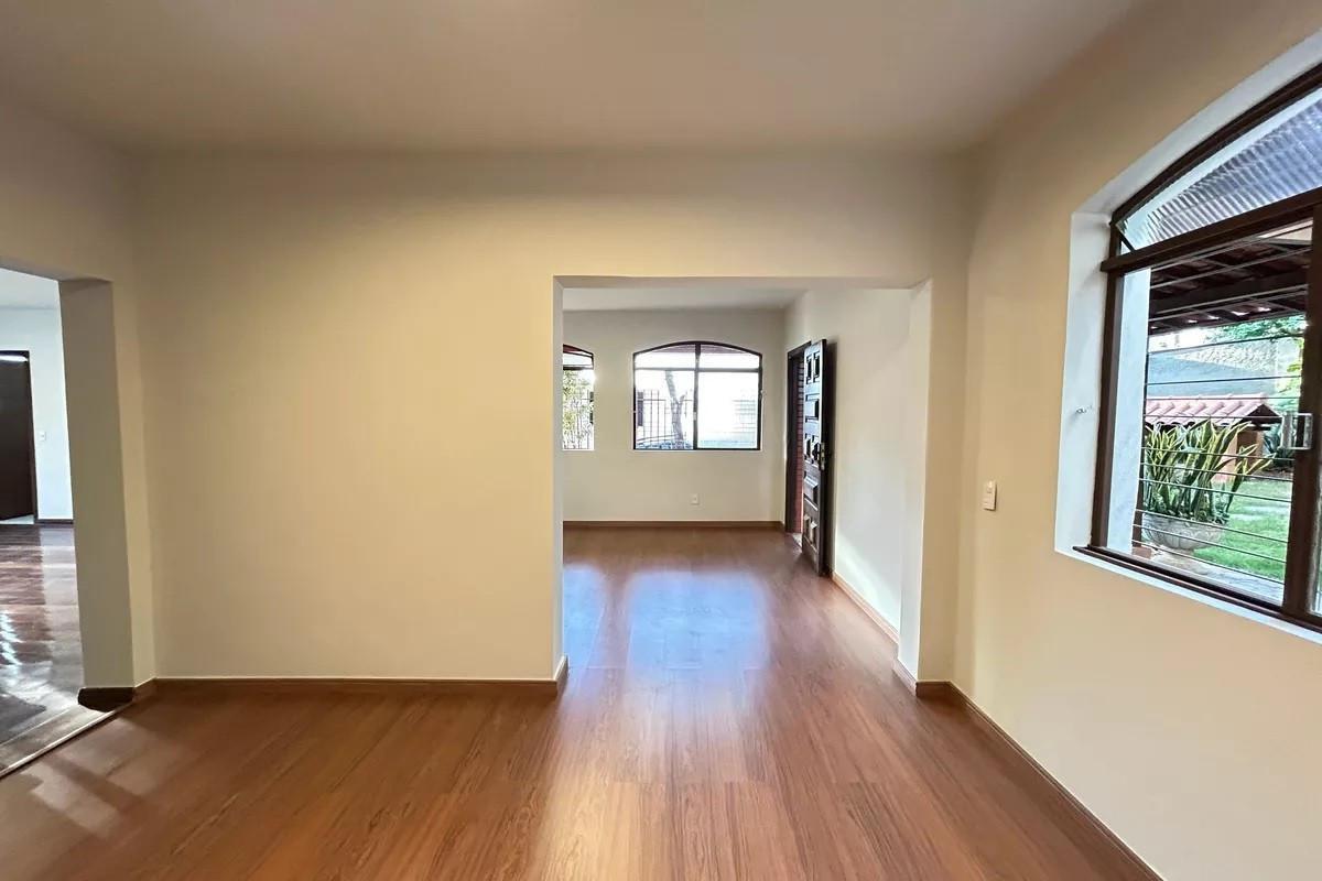 Casa, Liberdade, 4 Quartos, 3 Vagas, 2 Suítes