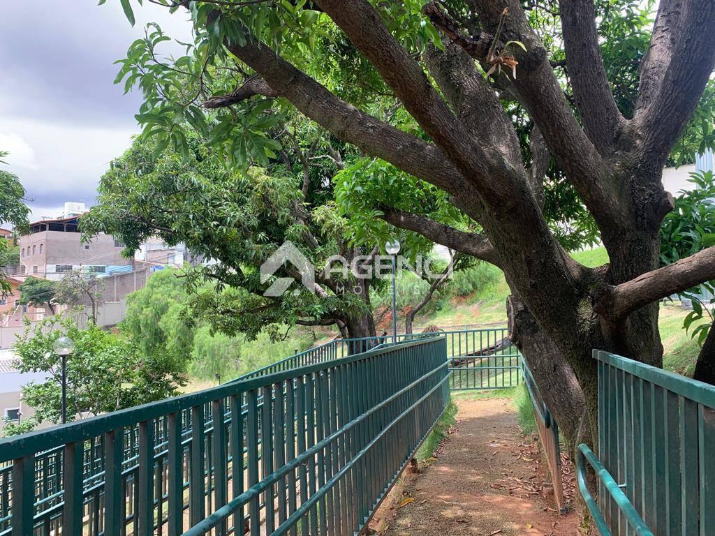 Apartamento, Camargos, 2 Quartos, 0 Vaga, 0 Suíte