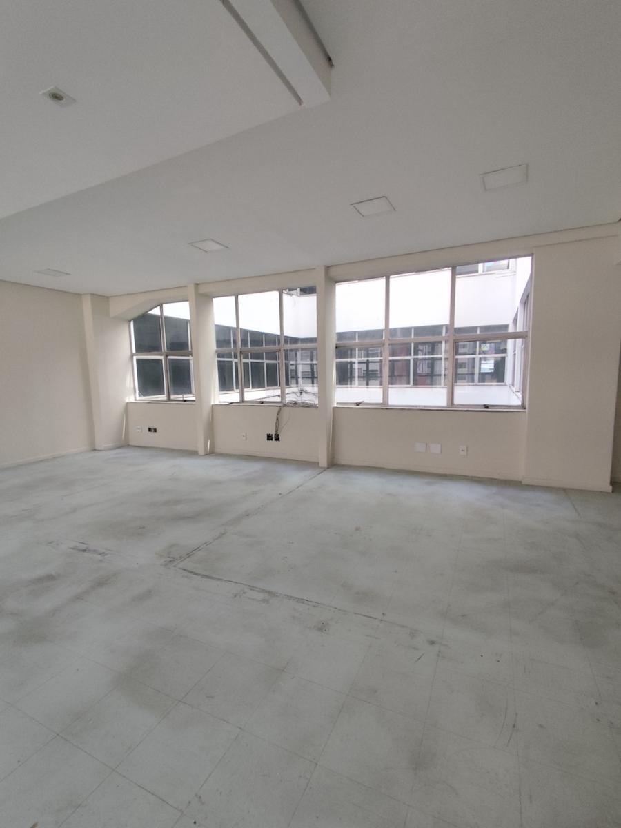 Andar, Centro, 0 Quarto, 0 Vaga