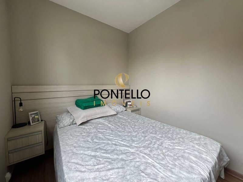 Apartamento, Sagrada Família, 2 Quartos, 1 Vaga