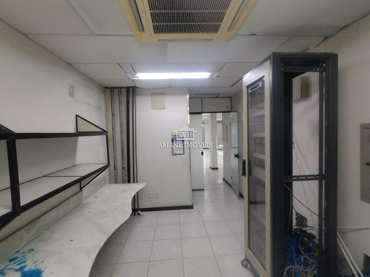 Prédio, Barro Preto, 0 Quarto, 4 Vagas