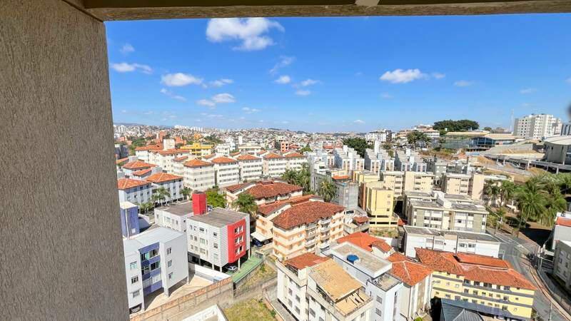 Cobertura, Estoril, 3 Quartos, 4 Vagas, 1 Suíte