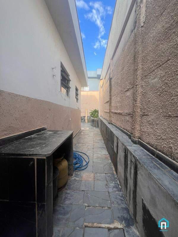 Casa, Centro, 2 Quartos, 1 Vaga, 1 Suíte