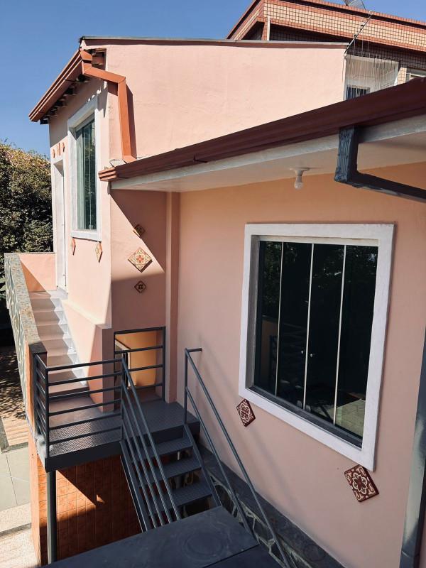 Casa Comercial, Colégio Batista, 4 Quartos, 3 Vagas, 2 Suítes