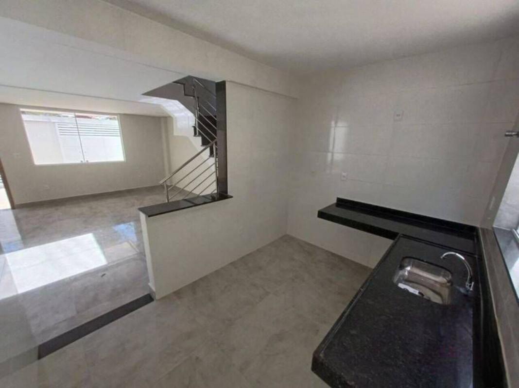 Casa, Itapoã, 3 Quartos, 2 Vagas, 1 Suíte