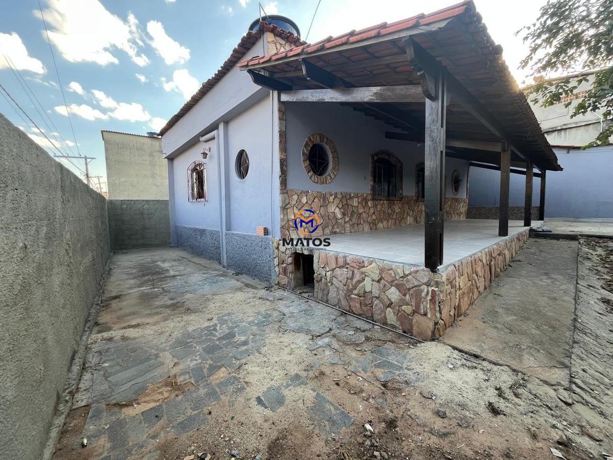 Casa, Asteca (são Benedito), 3 Quartos, 4 Vagas, 1 Suíte