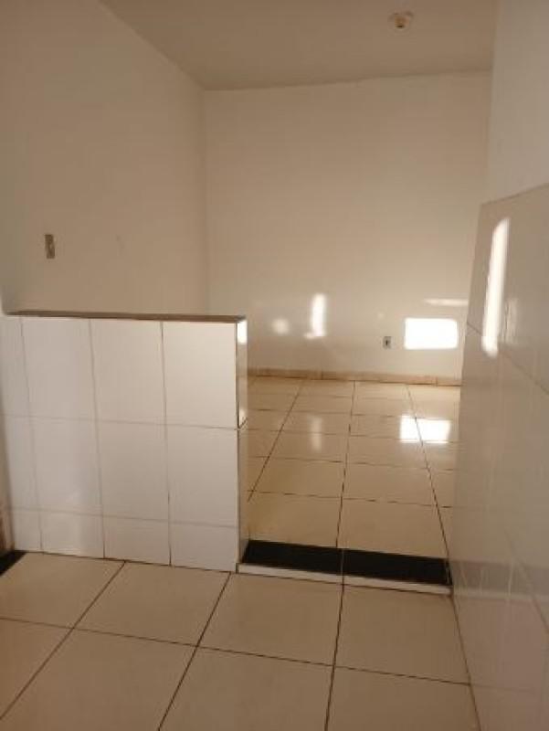 Casa, Jardim Guanabara, 1 Quarto, 0 Vaga