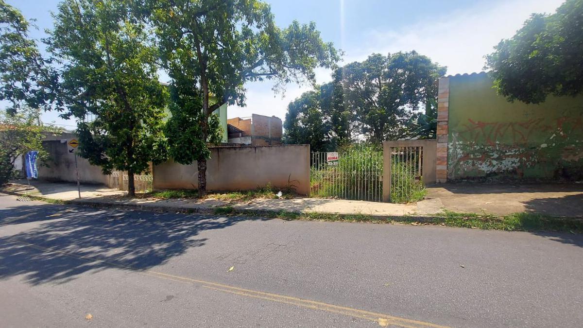 Lote, Santa Cruz, 0 Quarto, 0 Vaga