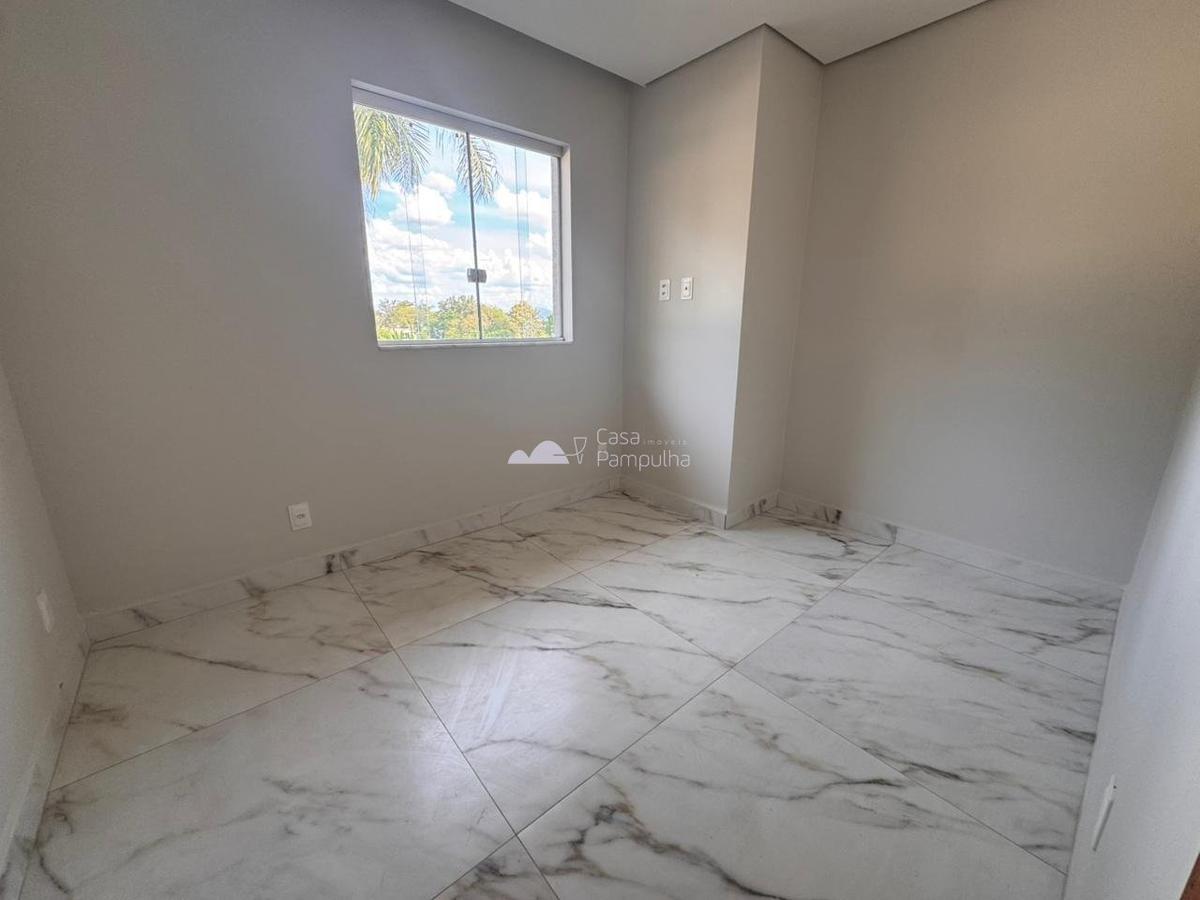 Casa, Trevo, 3 Quartos, 3 Vagas, 2 Suítes