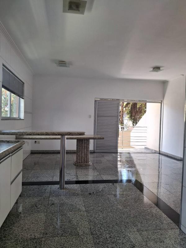 Casa Comercial, Caiçaras, 5 Quartos, 2 Vagas