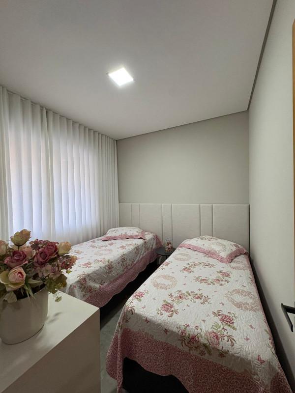 Casa, Masterville, 3 Quartos, 5 Vagas, 1 Suíte