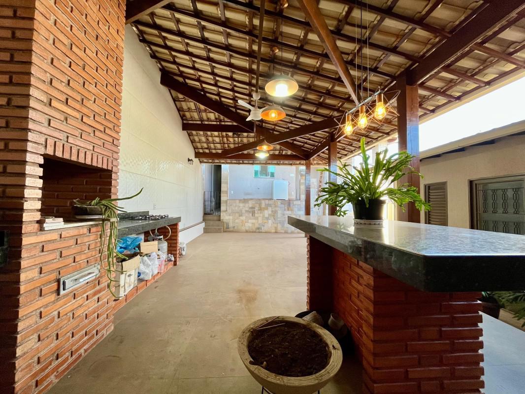 Casa, Parque Recreio, 3 Quartos, 2 Vagas, 3 Suítes