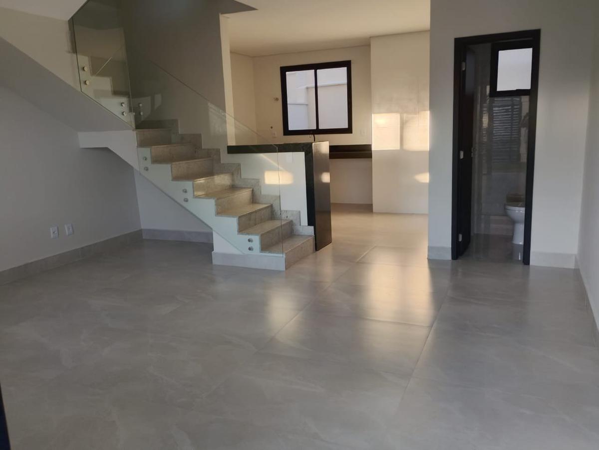 Casa, Itapoã, 3 Quartos, 2 Vagas, 1 Suíte