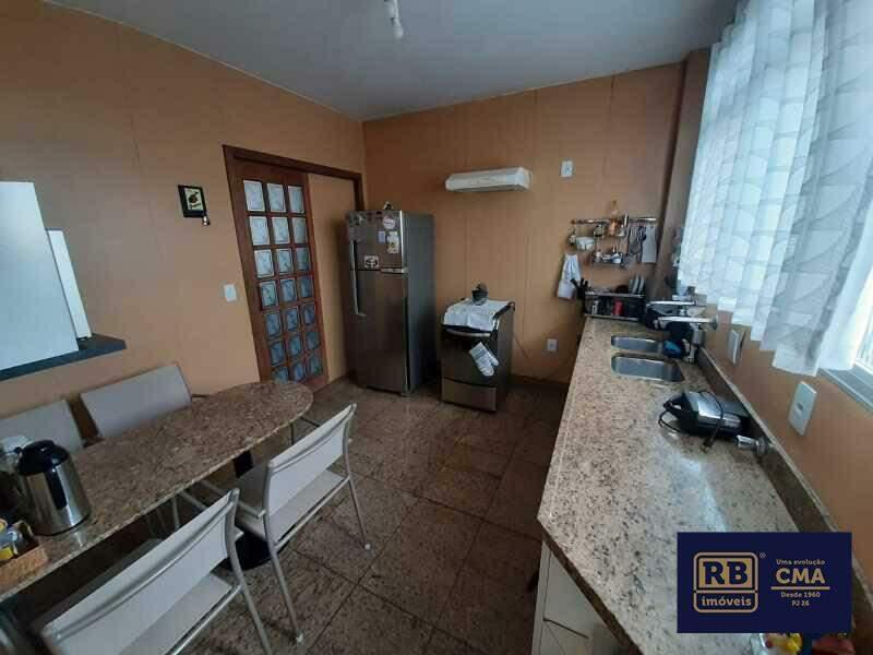 Cobertura, Luxemburgo, 4 Quartos, 5 Vagas, 1 Suíte