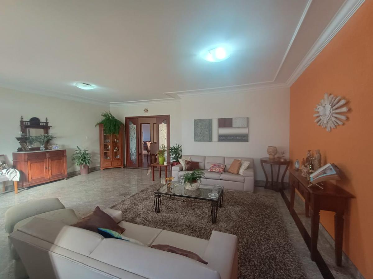 Casa, Santa Inês, 6 Quartos, 5 Vagas, 1 Suíte