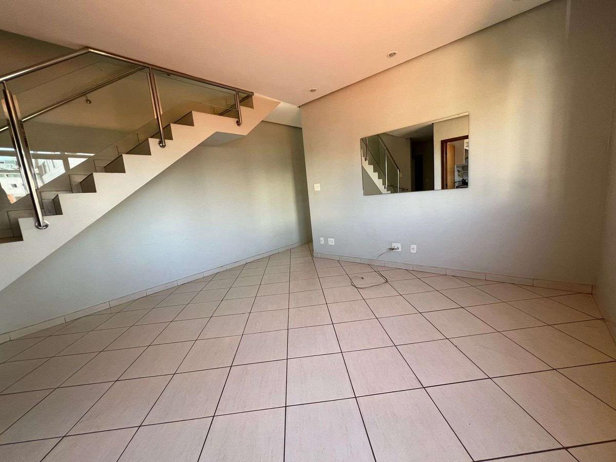 Cobertura, Castelo, 2 Quartos, 2 Vagas, 1 Suíte