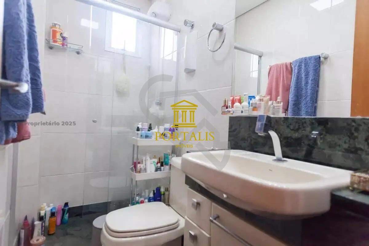 Cobertura, Estoril, 2 Quartos, 2 Vagas, 1 Suíte