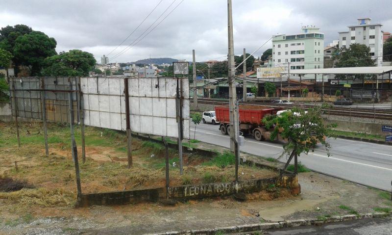 Lote, Heliópolis, 0 Quarto, 0 Vaga