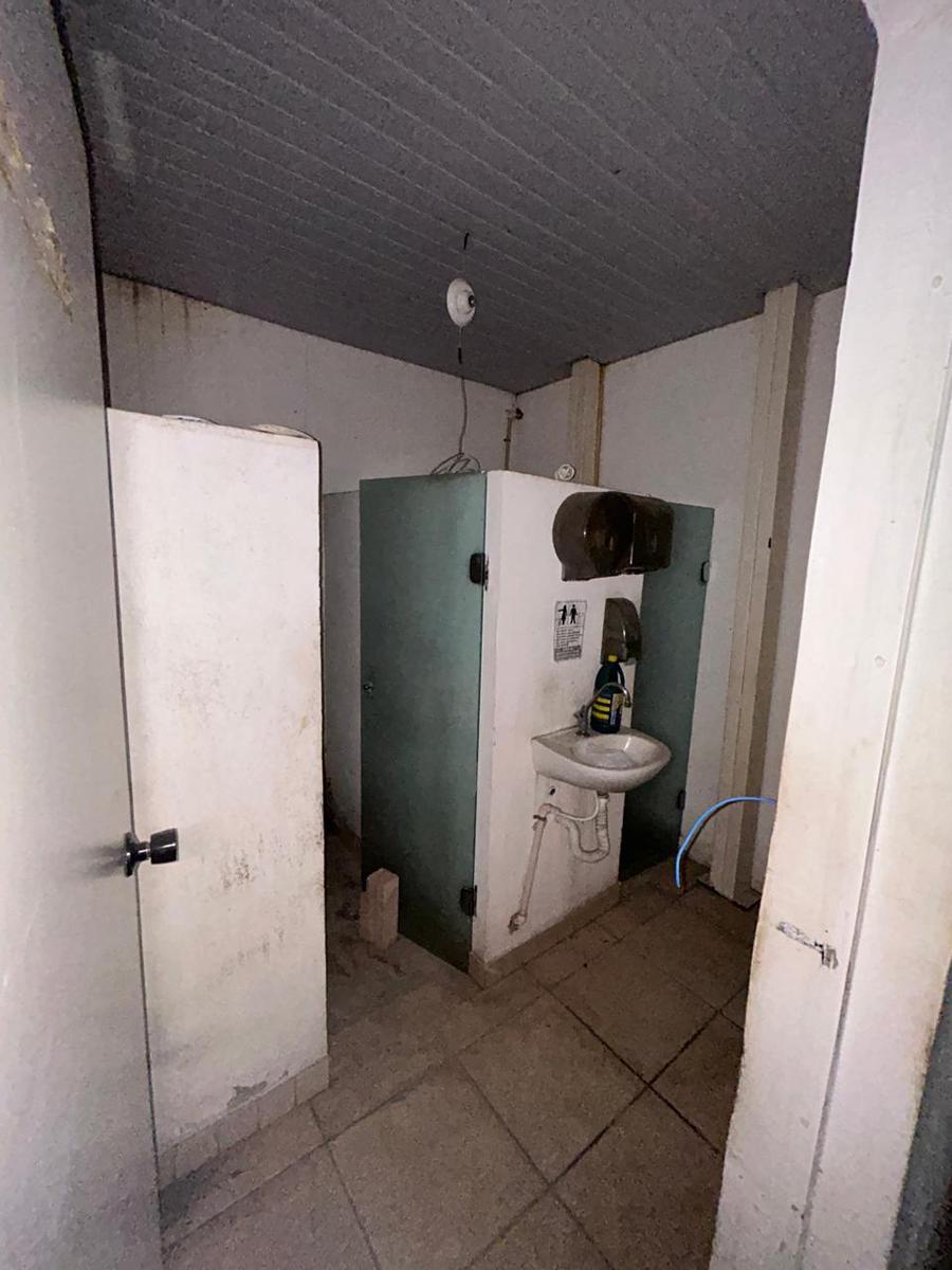 Galpão, Santa Terezinha, 0 Quarto, 5 Vagas