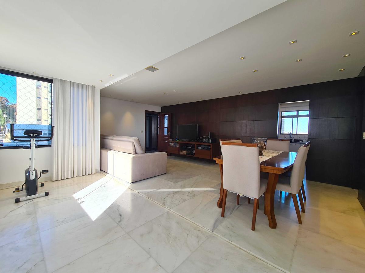 Apartamento, Ouro Preto, 4 Quartos, 4 Vagas, 2 Suítes