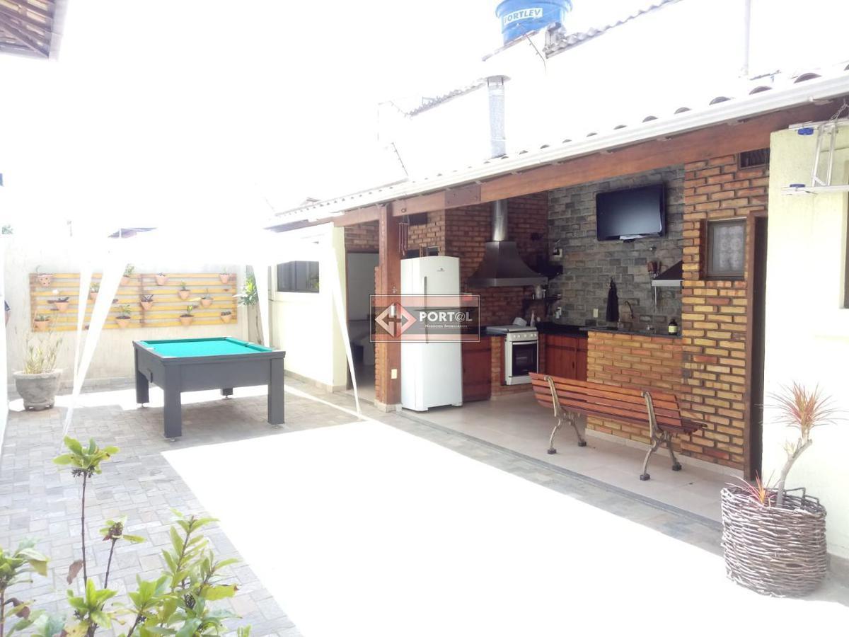 Casa, Itapoã, 4 Quartos, 2 Vagas, 1 Suíte