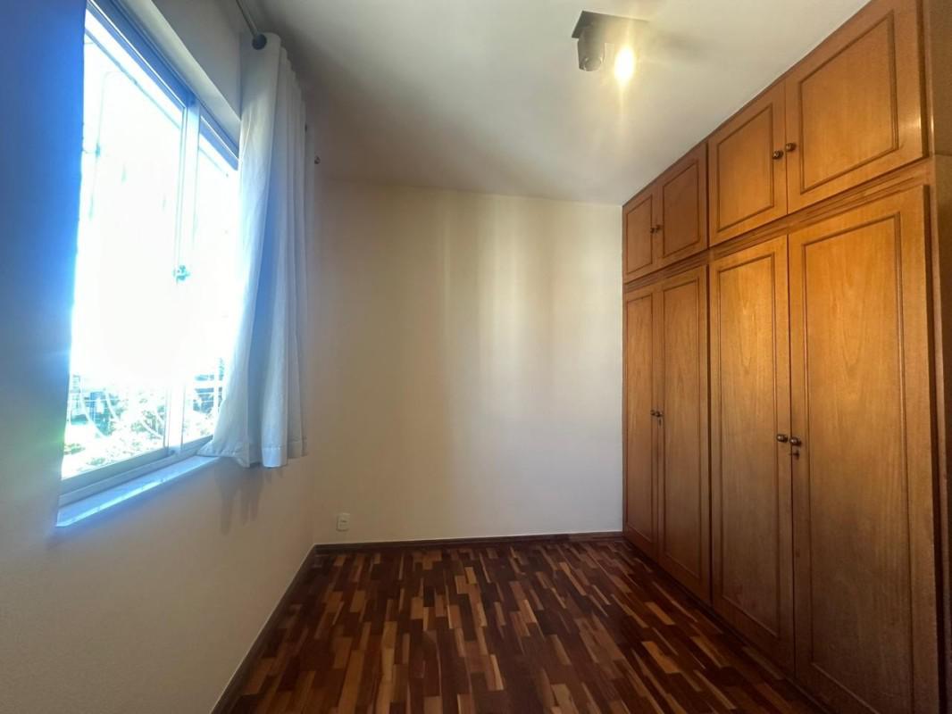 Apartamento, Sagrada Família, 3 Quartos, 2 Vagas, 1 Suíte