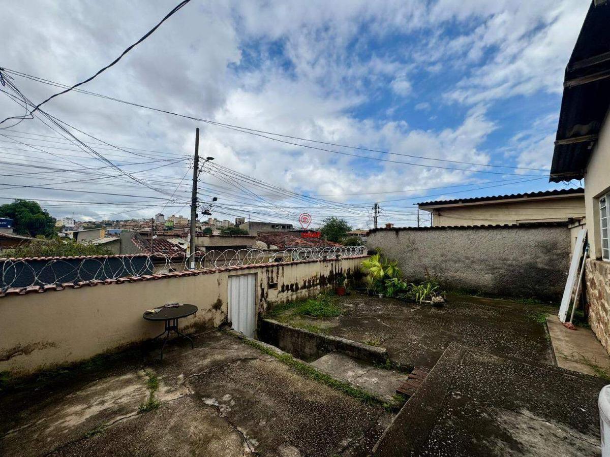 Casa, Cardoso, 4 Quartos, 0 Vaga, 2 Suítes