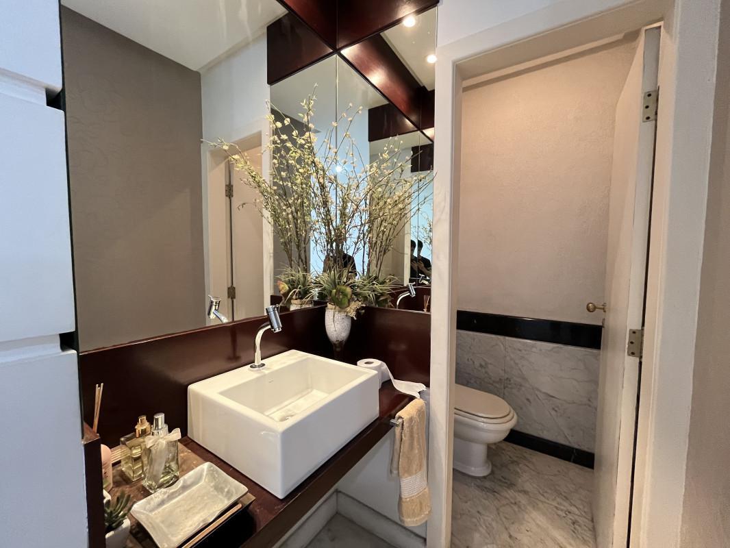 Apartamento, Centro, 4 Quartos, 3 Vagas, 2 Suítes