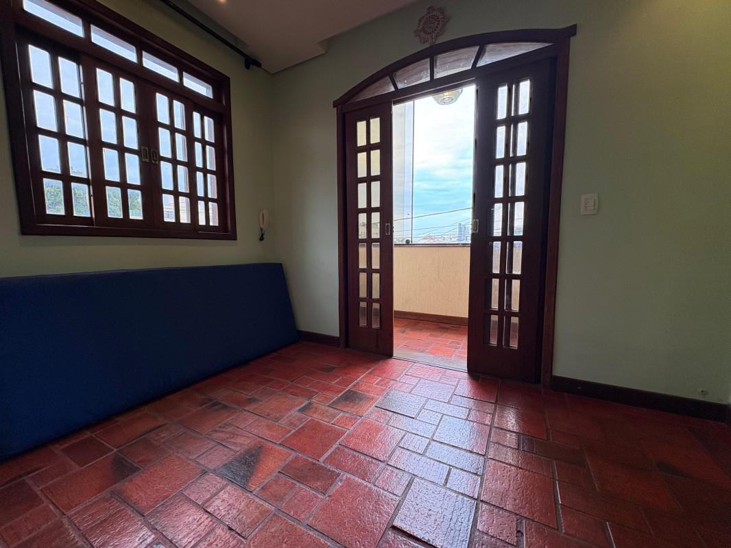 Casa, Paquetá, 4 Quartos, 2 Vagas, 1 Suíte