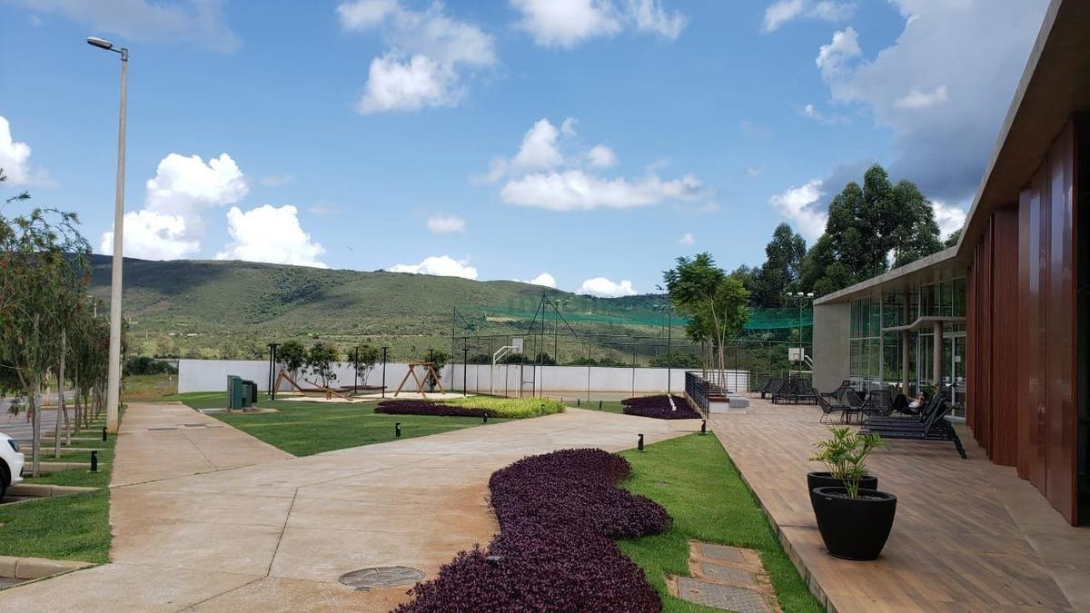 Casa, Alphaville - Lagoa dos Ingleses, 4 Quartos, 2 Vagas, 2 Suítes
