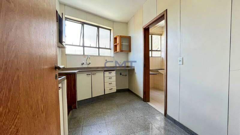 Apartamento, Cruzeiro, 4 Quartos, 2 Vagas, 1 Suíte