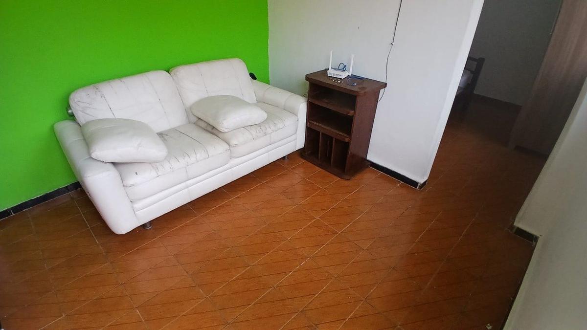 Casa, Santa Terezinha, 2 Quartos, 0 Vaga