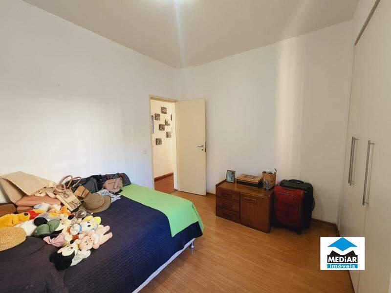 Apartamento, Funcionários, 4 Quartos, 2 Vagas, 1 Suíte