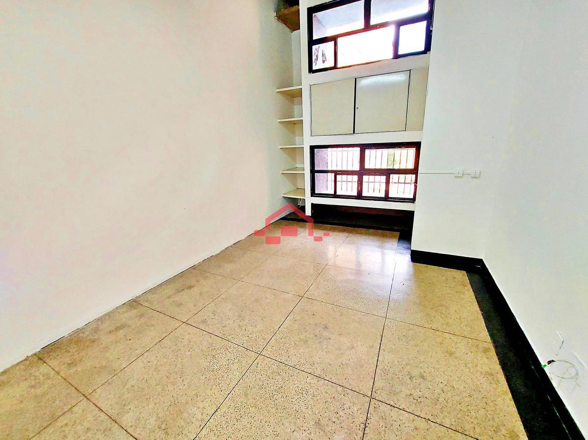 Sala, Barro Preto, 0 Quarto, 0 Vaga