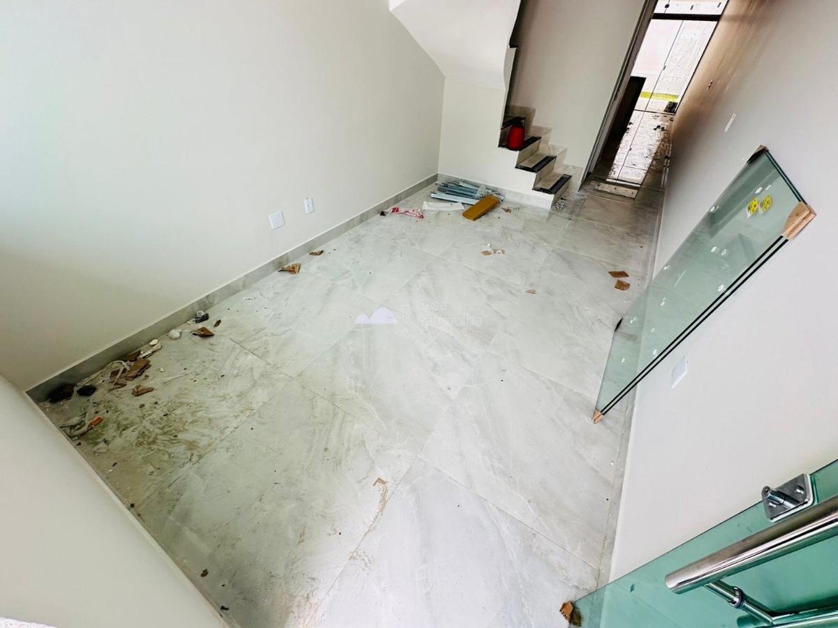 Casa, Candelária, 2 Quartos, 2 Vagas, 1 Suíte